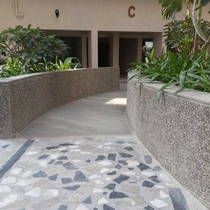 fr 300x300.jpg